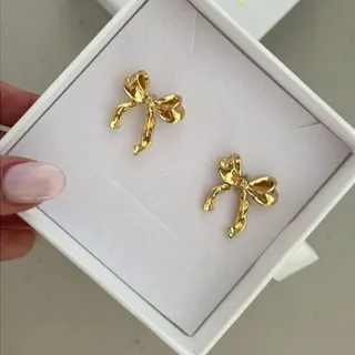 گوشواره پاپیونی پینترستی