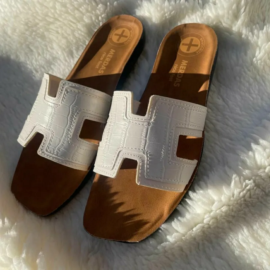 صندل زنانه و دخترانه