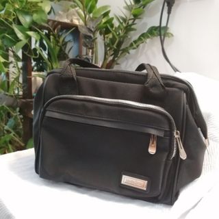 کیف جادار