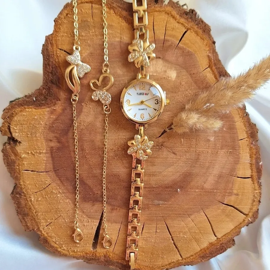 ست ساعت و دوتا دستبند