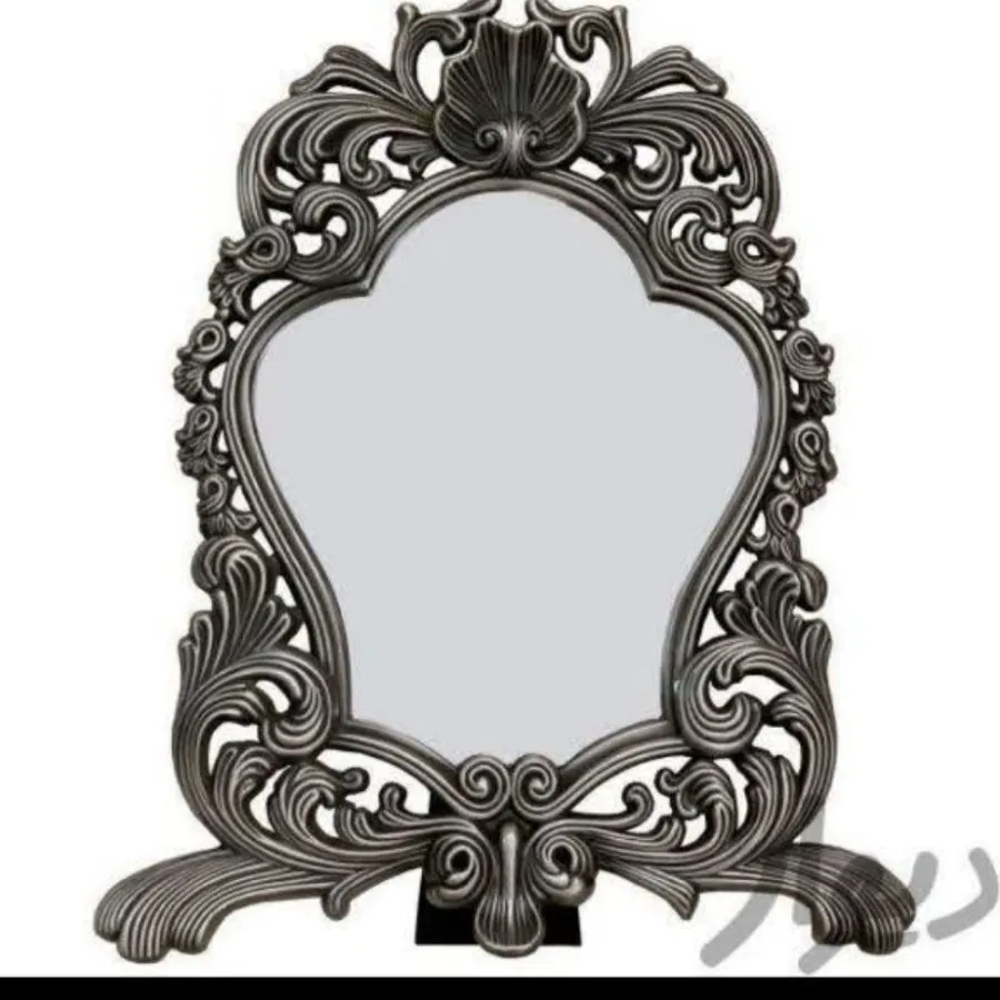 اینه پیوتر بزرگ