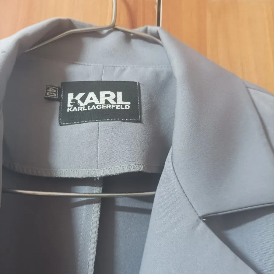 مانتو کتی طوسی