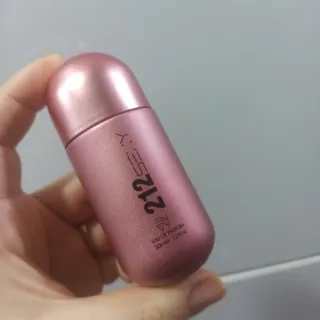 ادکلن 212