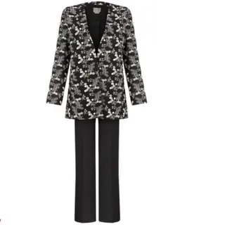 کت و شلوار و جلیقه مزونی