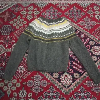 نیم تنه پشمی