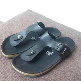 صندل تایلندی مشکی