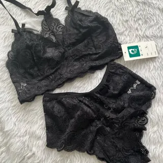 نیمتنه شورت دانتل