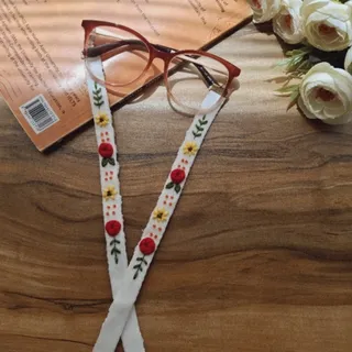 بند عینک گلدوزی