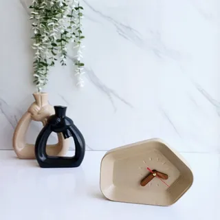 ساعت رومیزی