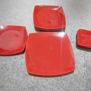 ظروف غذا خوری