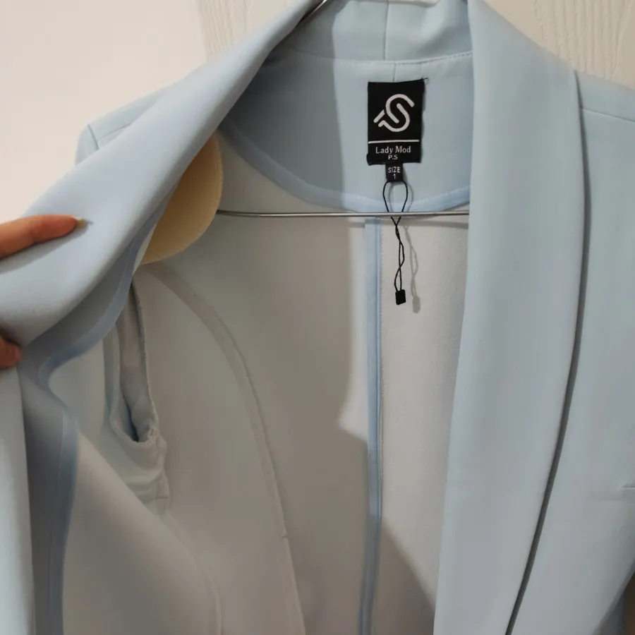 کت آبی آسمانی