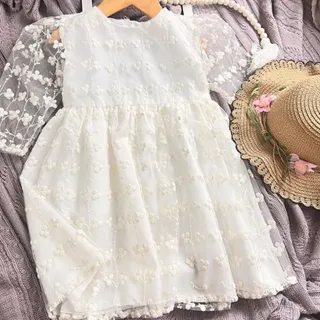 پیراهن بچگانه