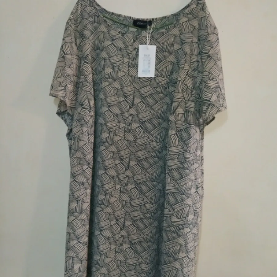 پیراهن زنانه