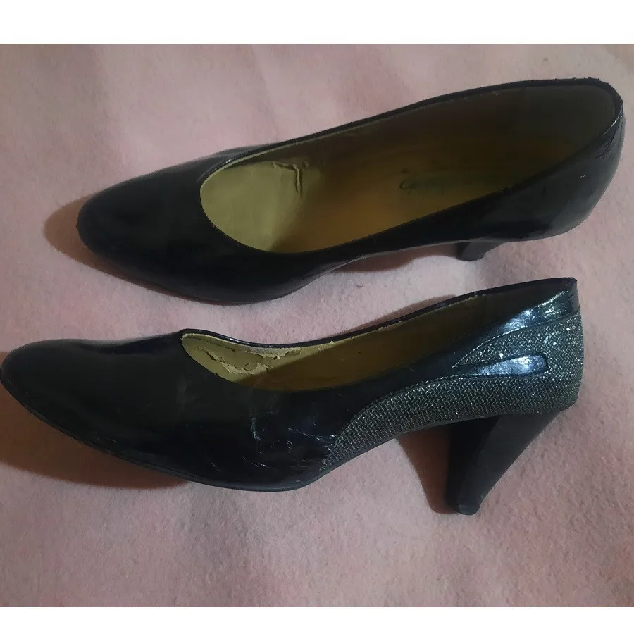 کفش مجلسی پاشنه دار