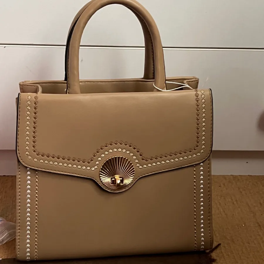 کیف وارداتی