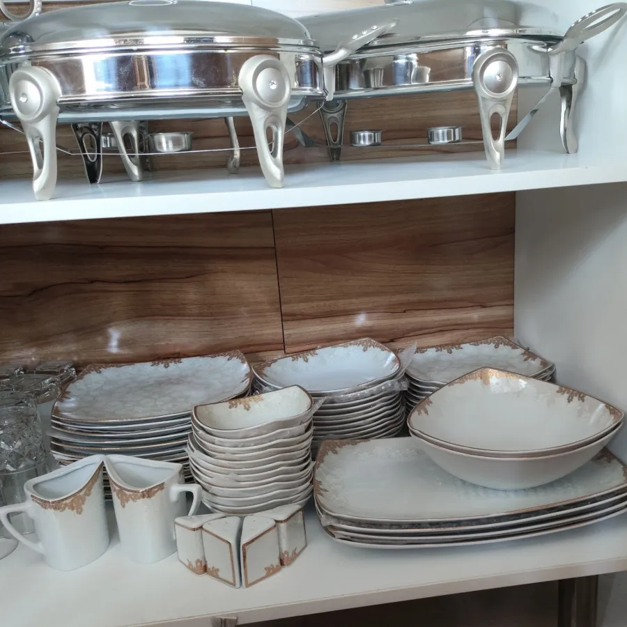 سرویس غذاخوری