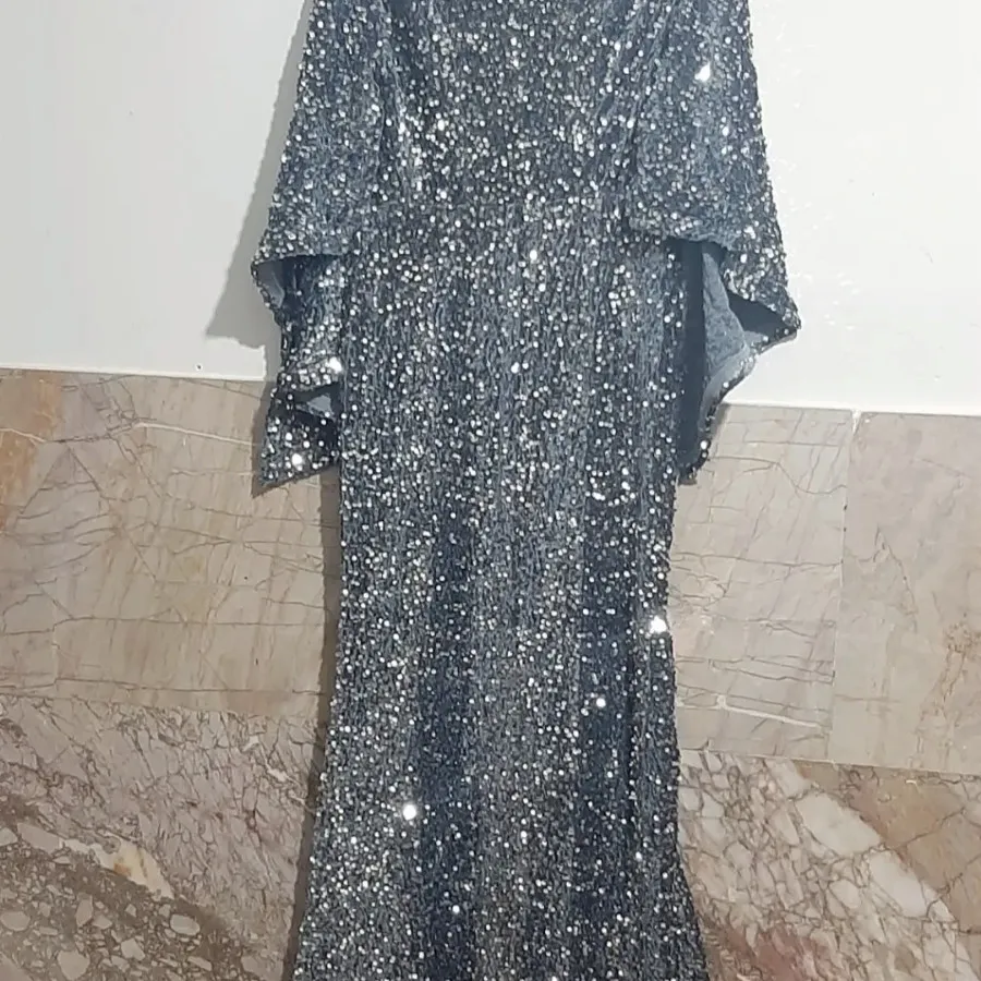 لباس مجلسی پولکی