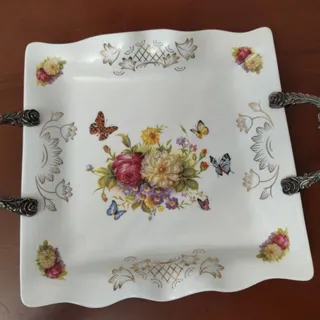 شیرینی خوری