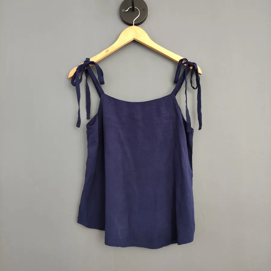 تاپ نخی لینن Cremeux