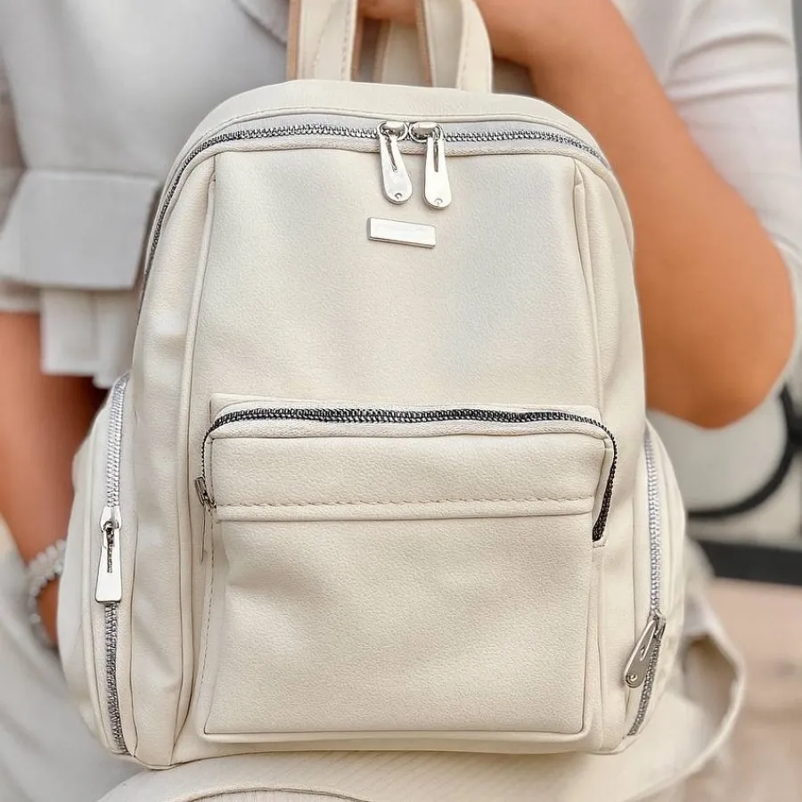 کوله‌ پشتی چرم بزرگ