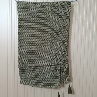 شال سبز زیتونی طرحدار