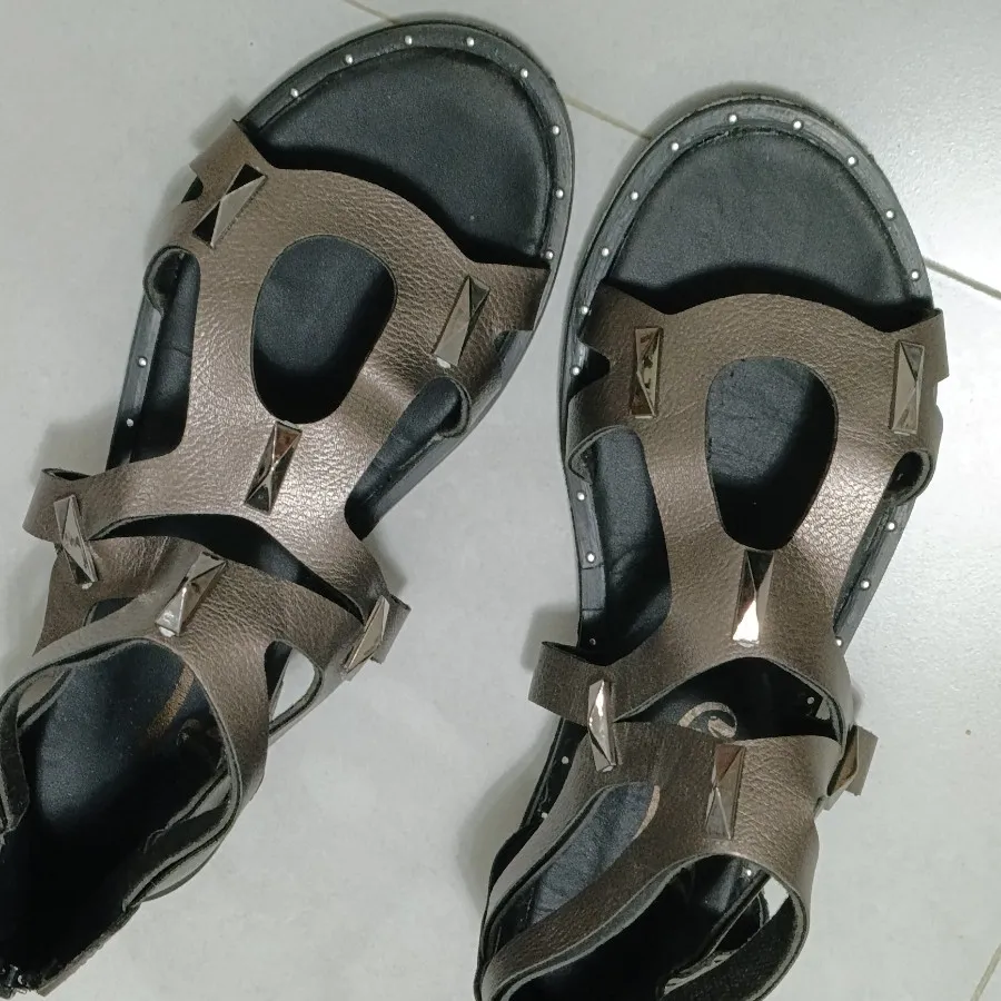 صندل شیک خارجی