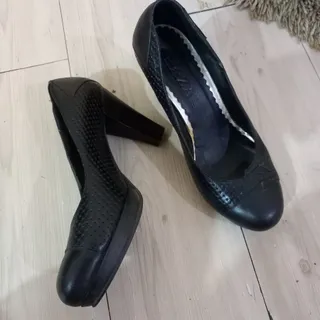 کفش زنانه طبی سایز 37نو
