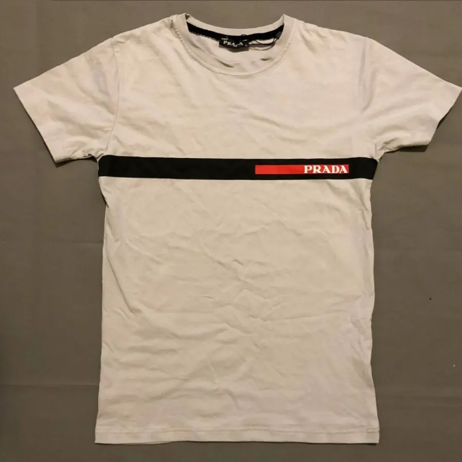 تیشرت نخی پرادا