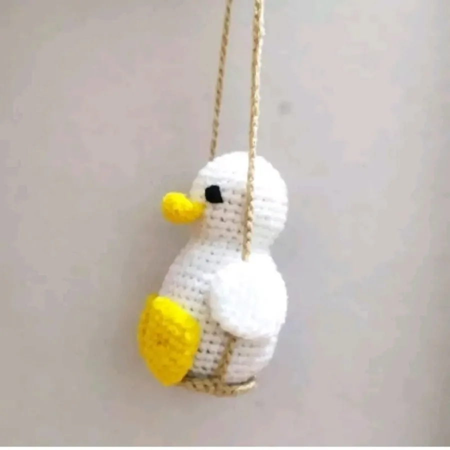 آویز ماشین بافتنی