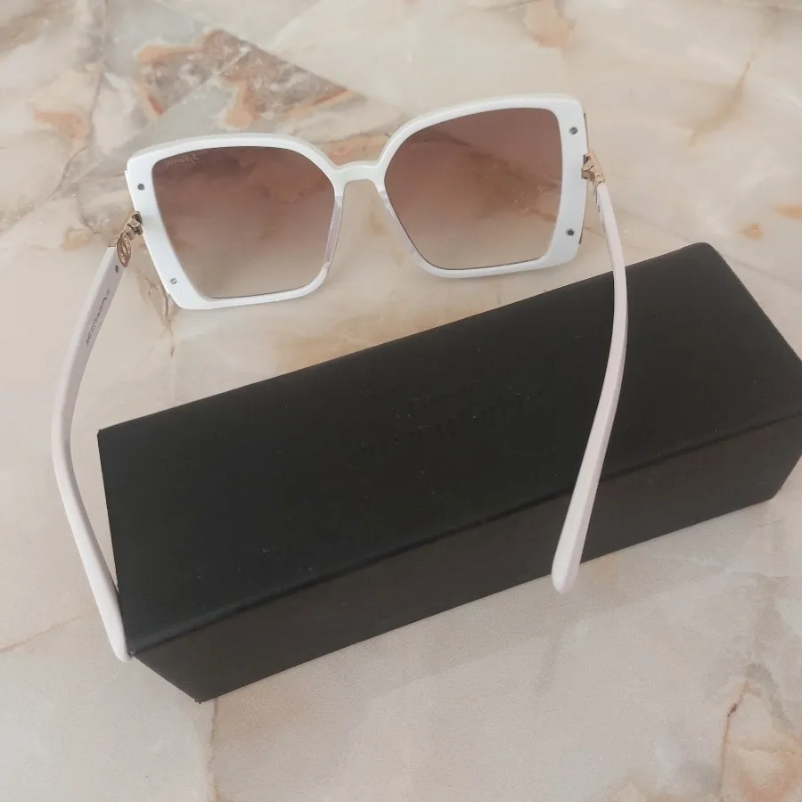 عینک آفتابی