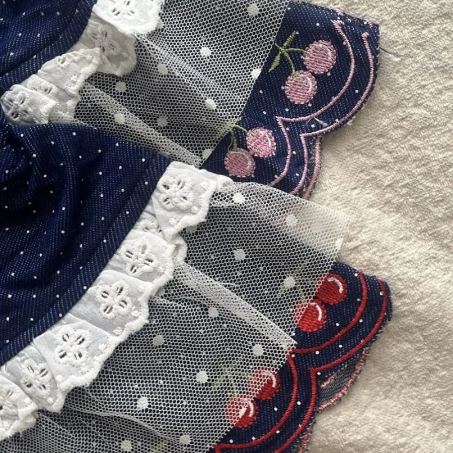 ست گلدوزی توت فرنگی