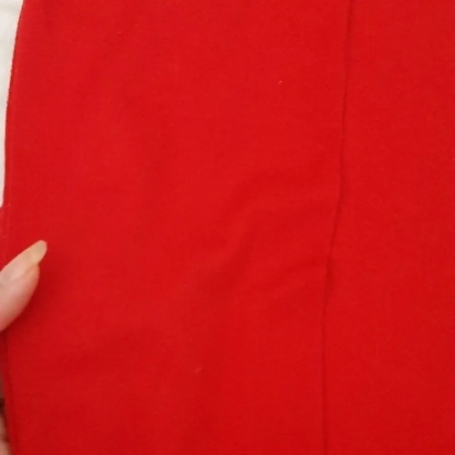 زیر سارافونی قرمز