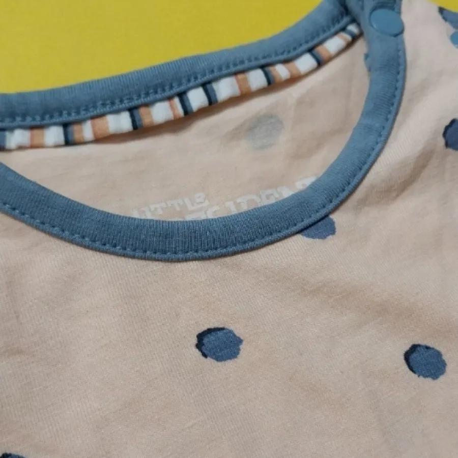 لباس زیر نوزادی