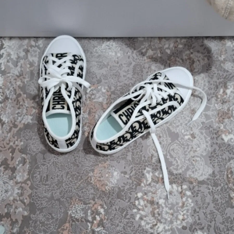 ونس طرح دیور