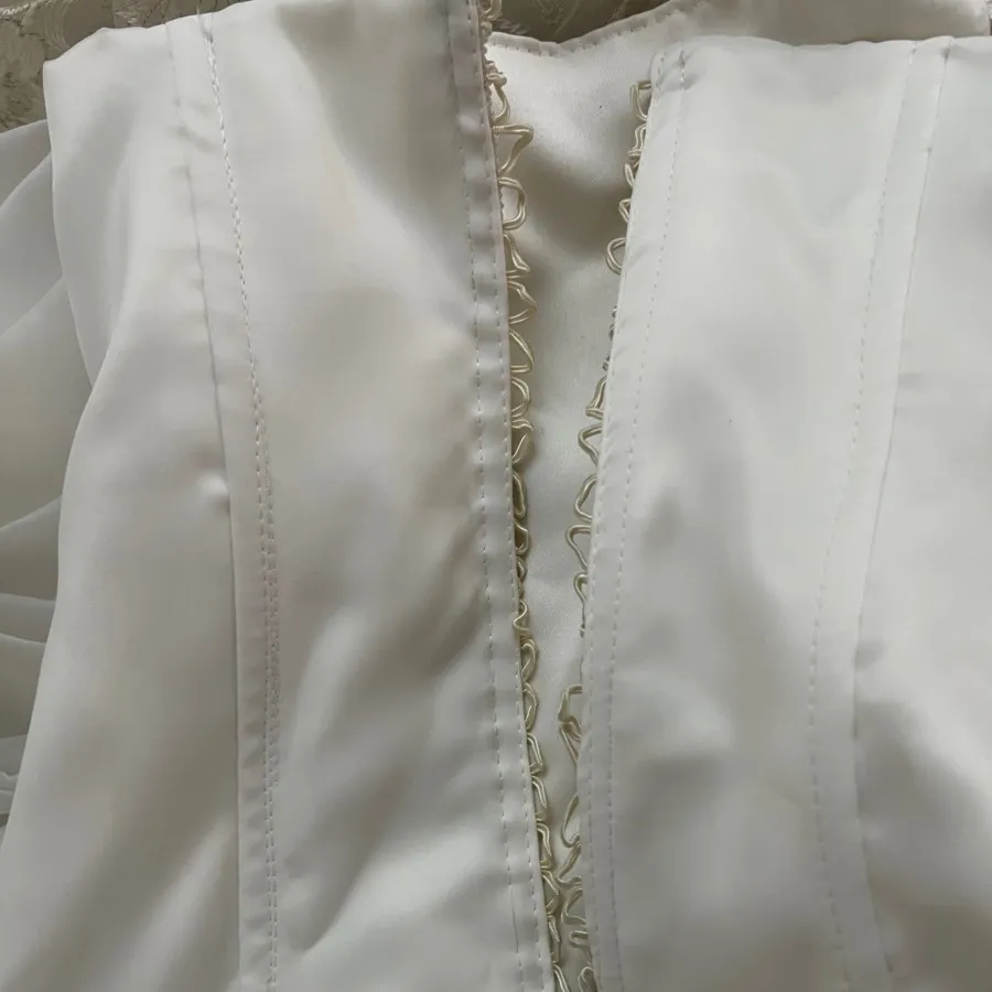 لباس عروس، استفاده نشده