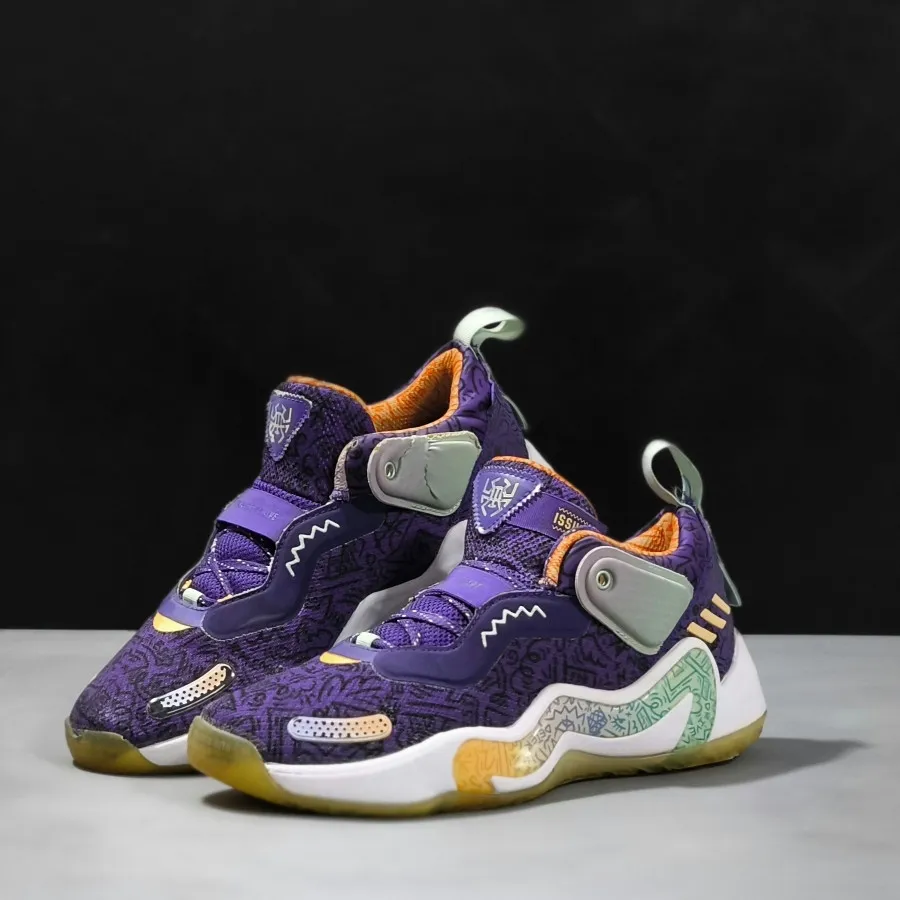 آدیداس اورجینال سایز 39