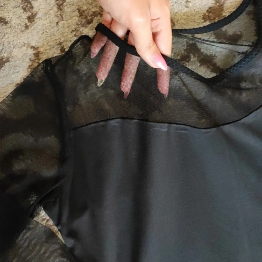 پیراهن مشکی