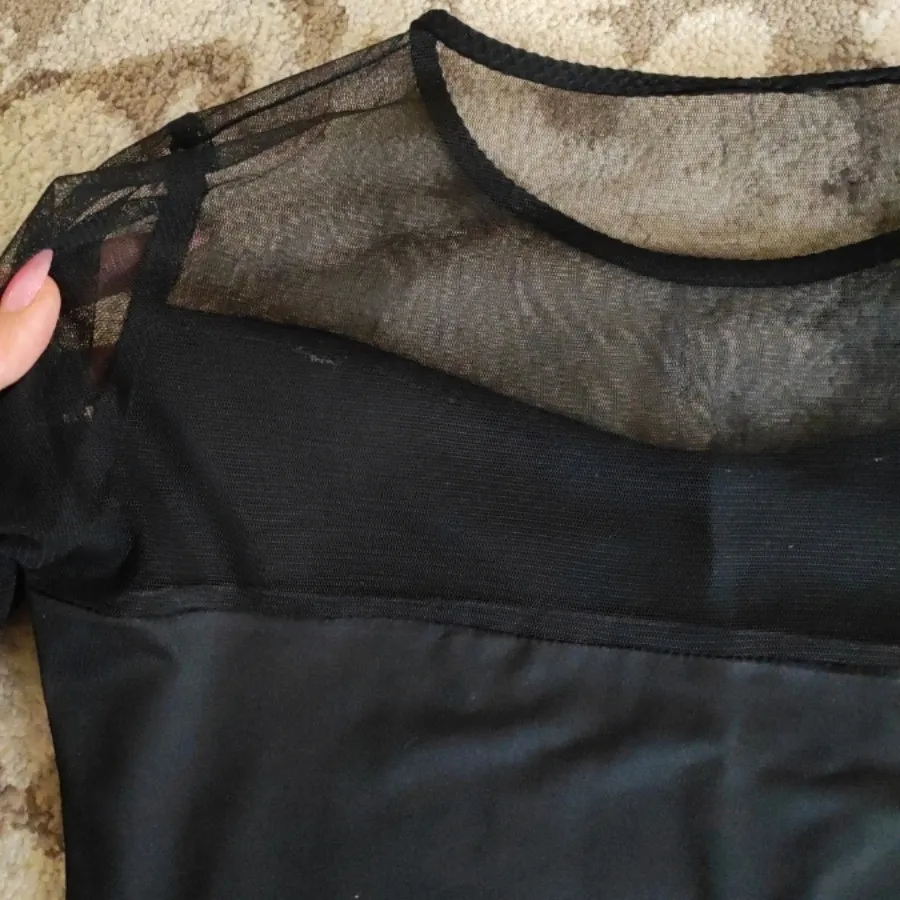 پیراهن مشکی