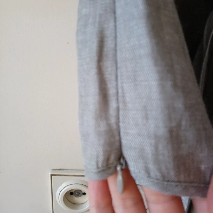 تاپ نخی زنانه