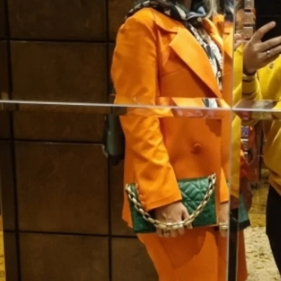 کت شلوار نارنجی