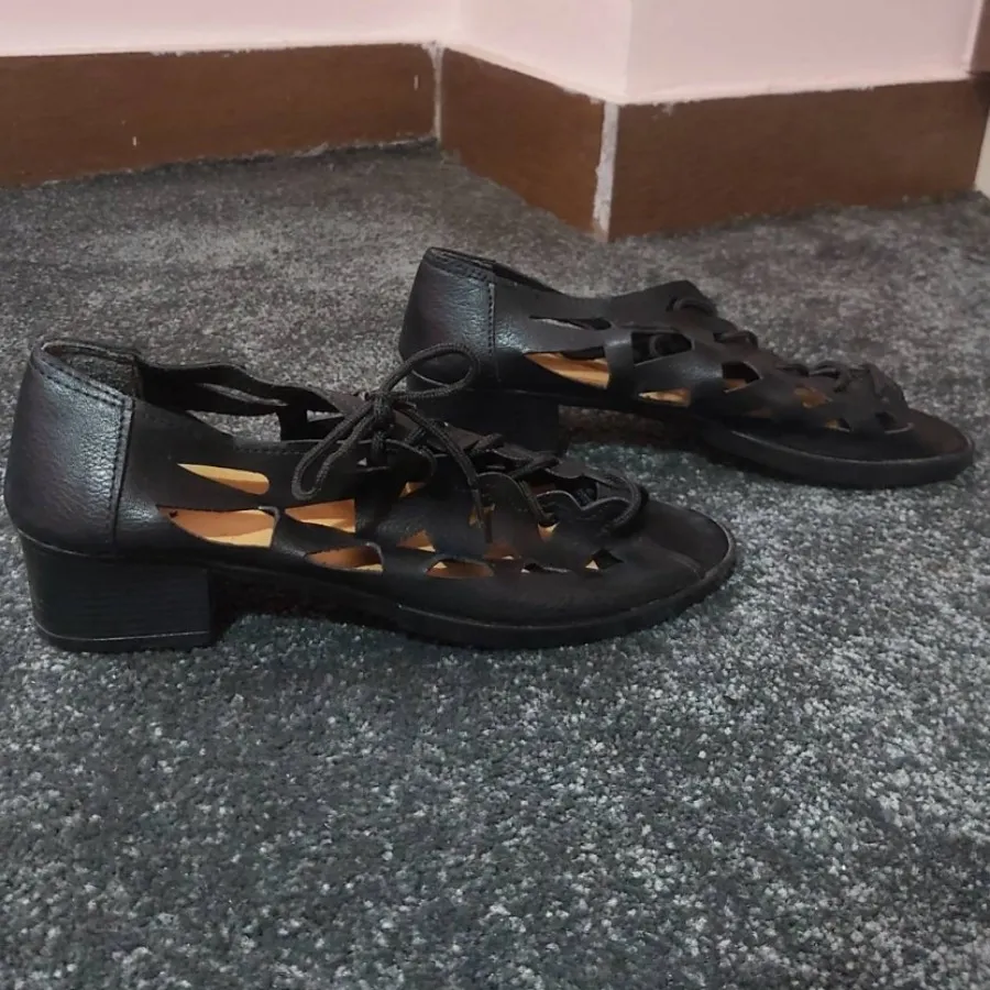 کفش تابستانی