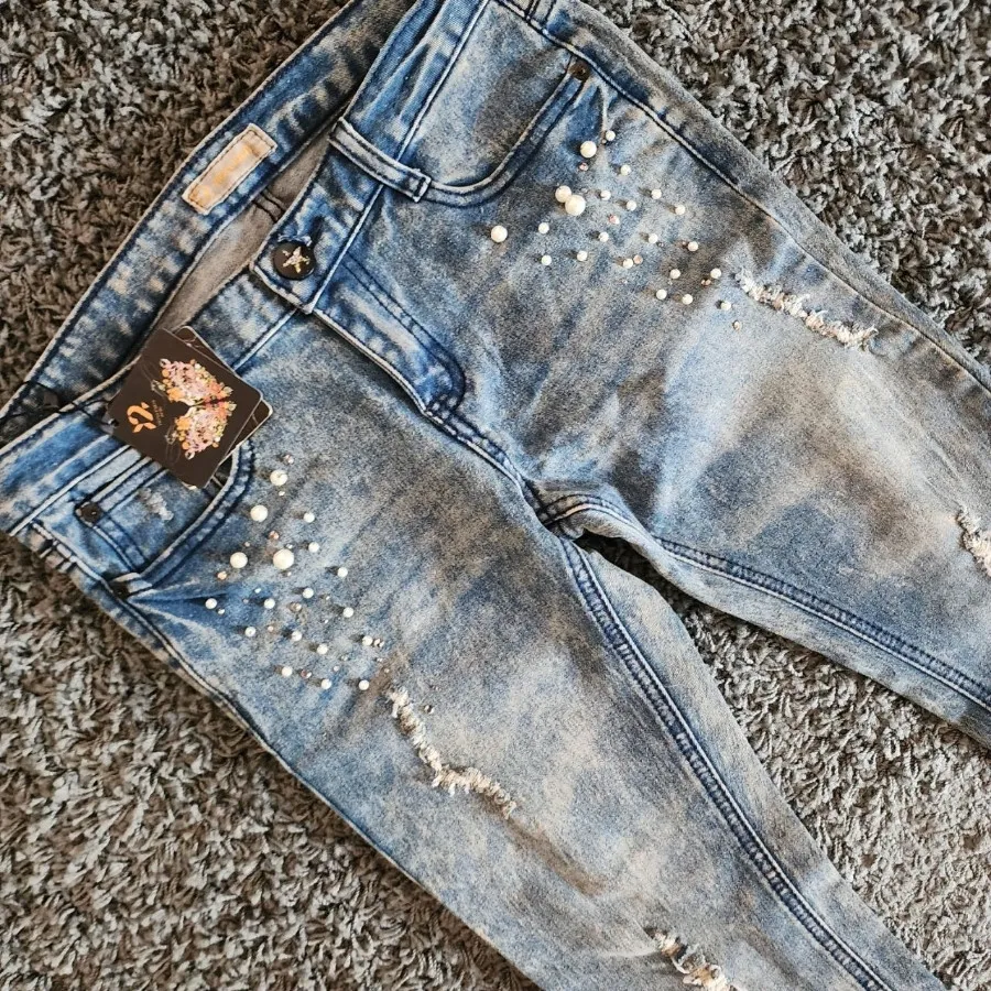 شلوار جین اسکینی شیک