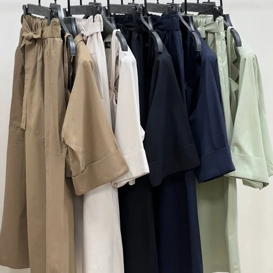 کت و کراپ و دامن