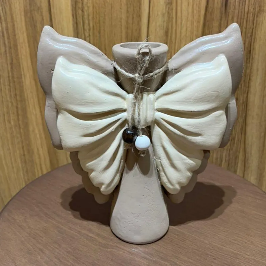 گلدان دکوری طرح پروانه