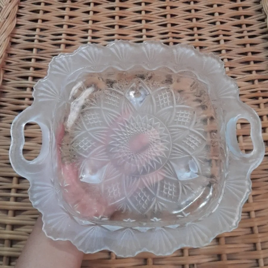 ظرف بلور قدیمی