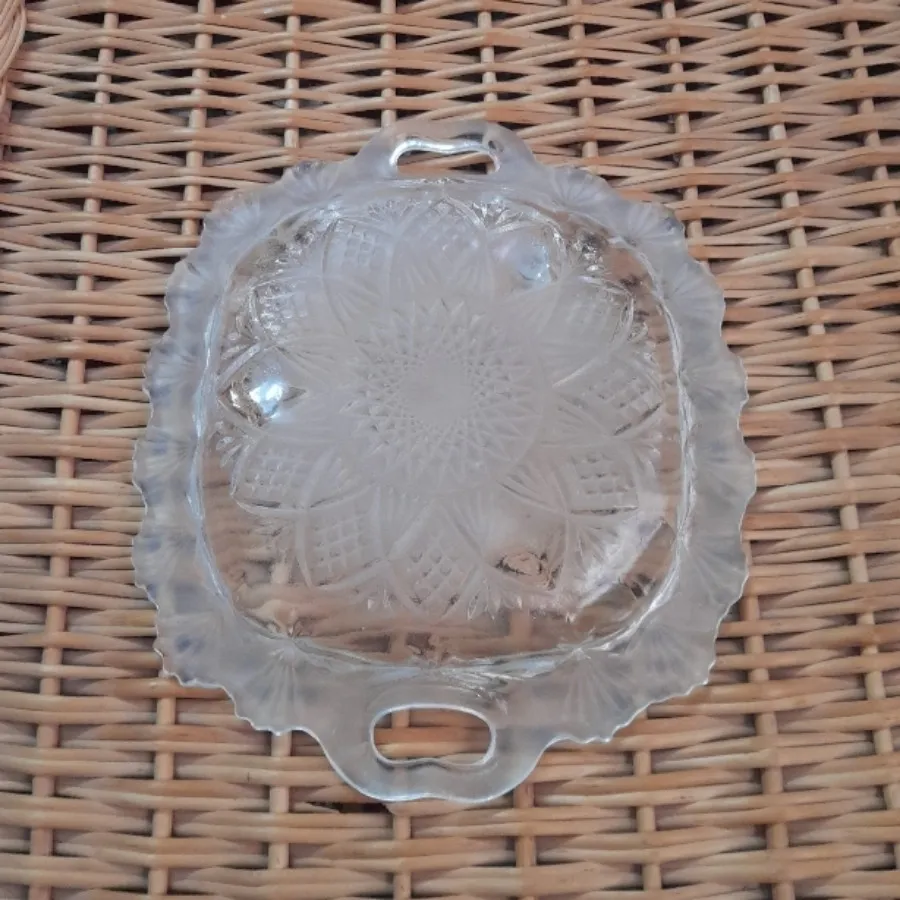 ظرف بلور قدیمی