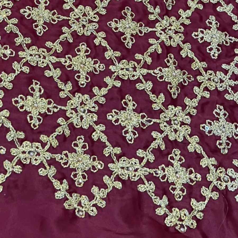 پارچه ساتن سوزن دوزی زرشک