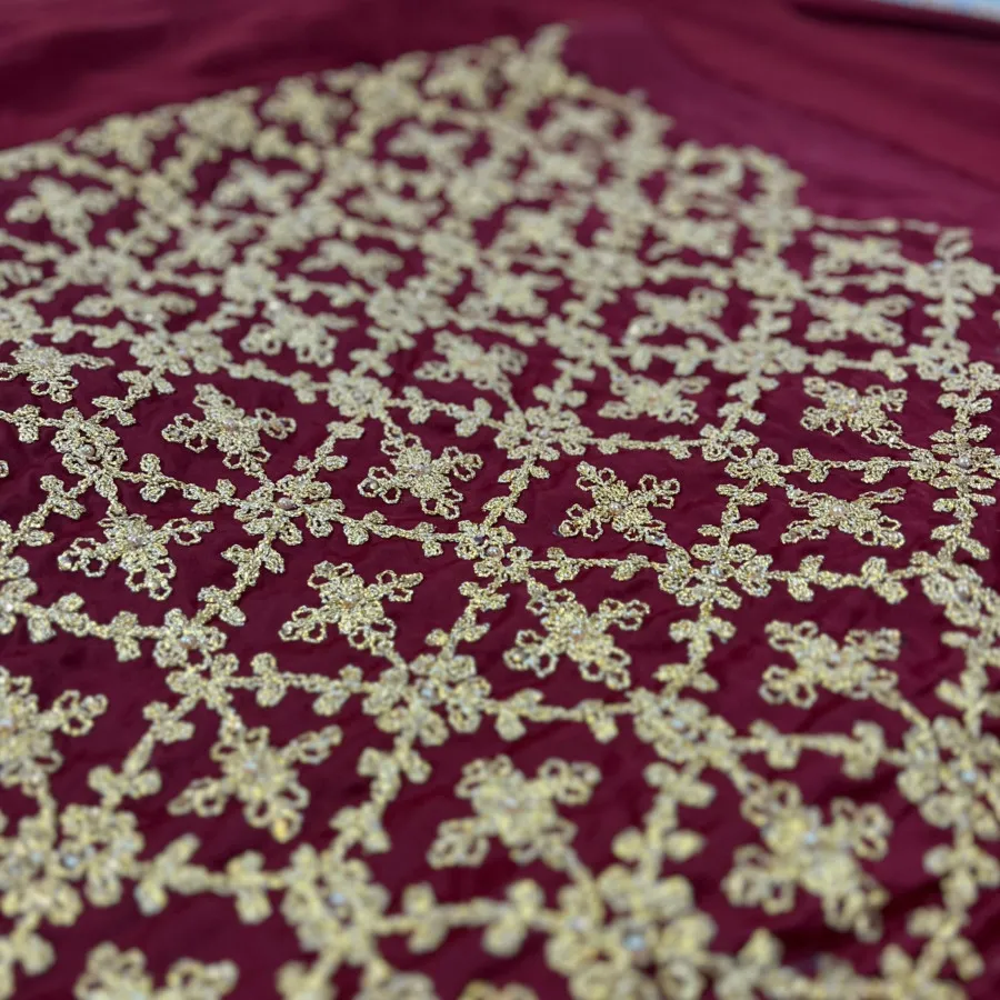 پارچه ساتن سوزن دوزی زرشک