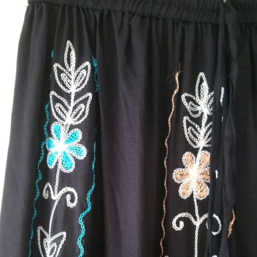 دامن نخی خامه دوزی