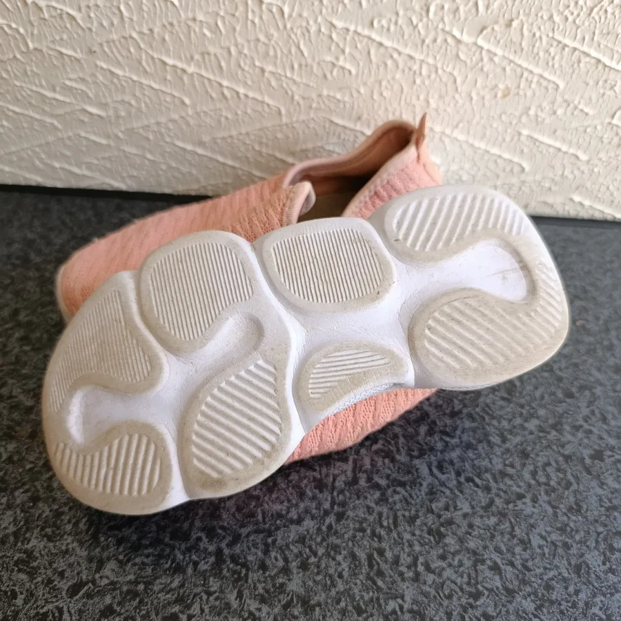 کفش اسپرت دخترانه